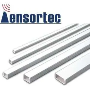 https://tecnit.com.ec/wp-content/uploads/2021/12/Canaletas-Plasticas-Tensortec-Sin-Division-Pvc-100x45mm-300x300.jpg.webp